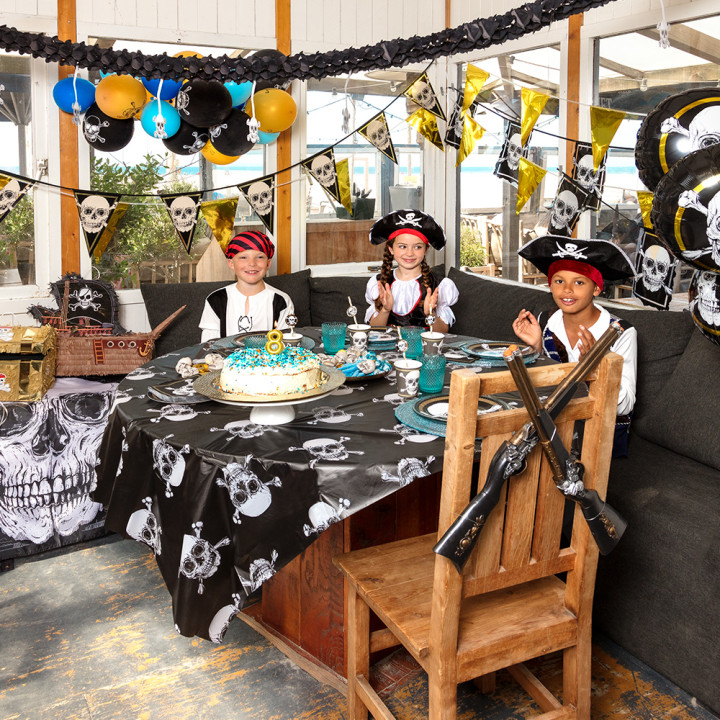 Pirates Nappe: tête de mort, 130 x 180 cm, noir/blanc