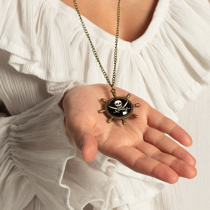 Necklace pirate wheel